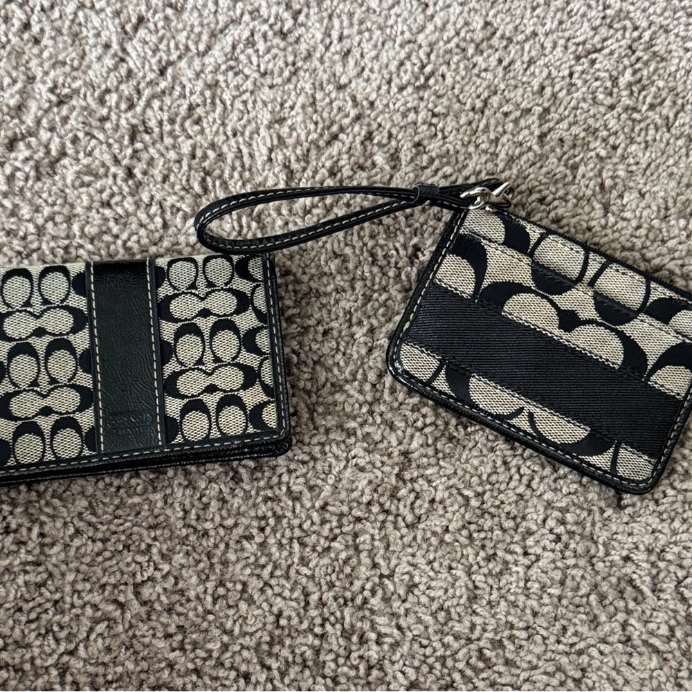Coach Black and Tan Card Holder and Wristlet